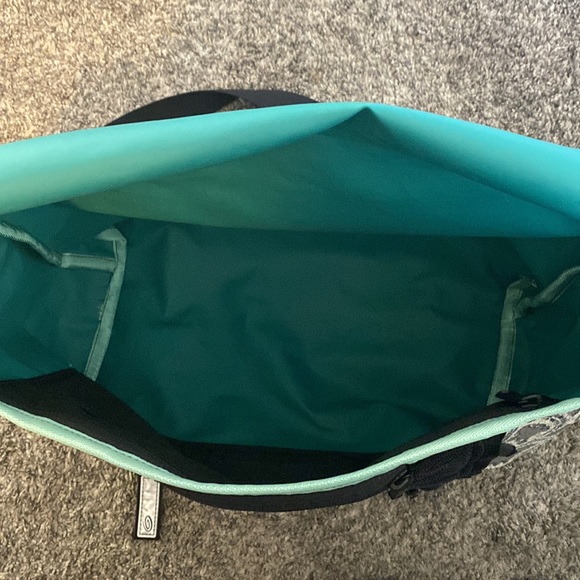 Timbuk2 messenger laptop bag - Picture 3 of 4